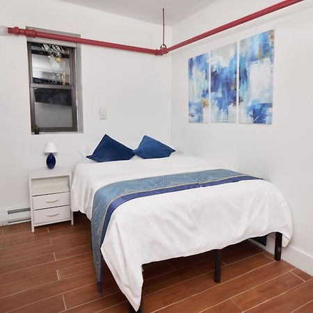 Comfy Guest House In Hell'S Kitchen New York Exterior photo